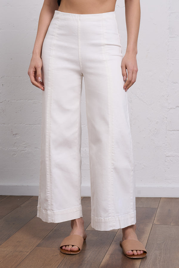 Wide Leg Cropped Jean