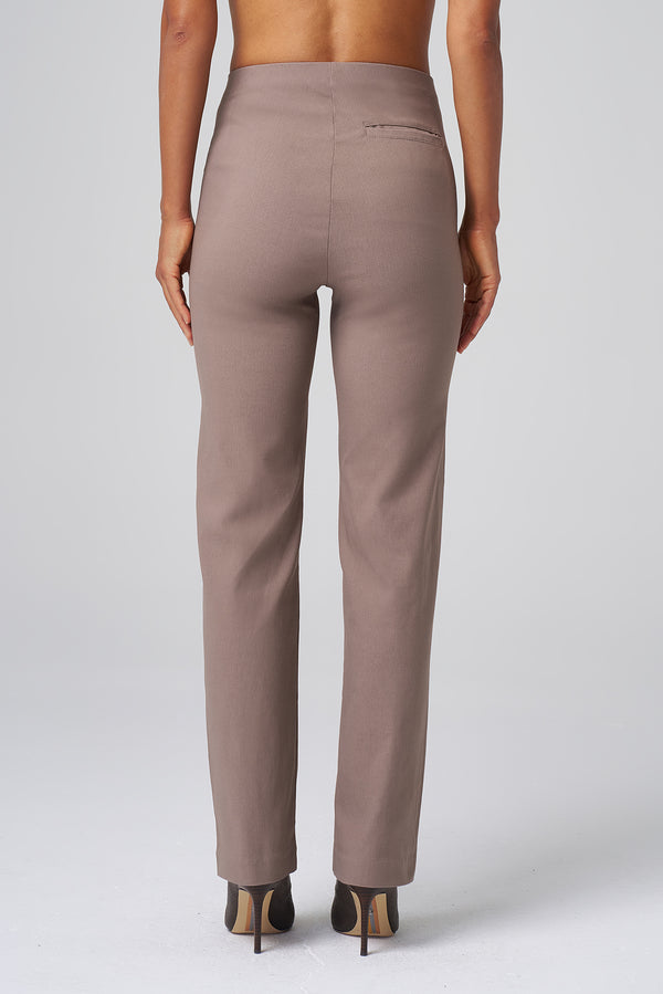 Original Magic Pant in Taupe