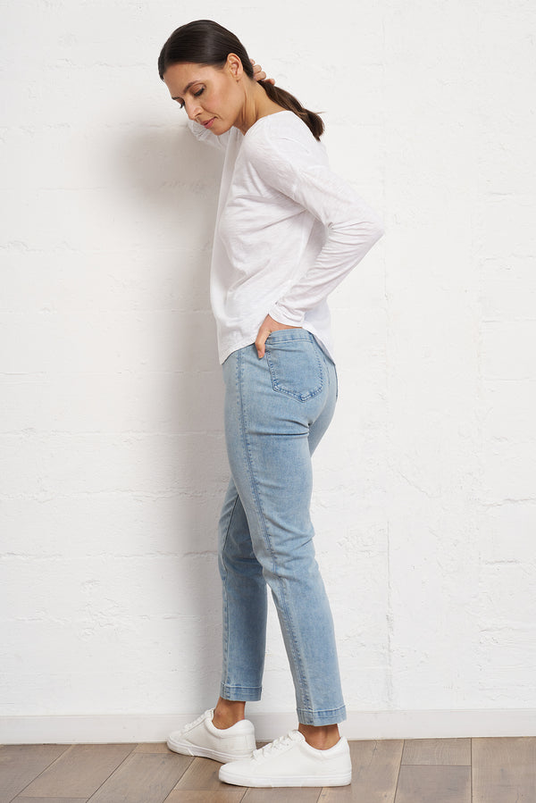 Slim Stretch Jean - Light Wash