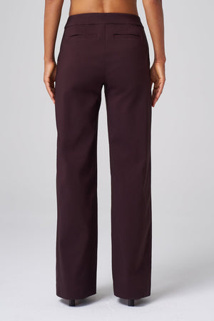 Signature Stretch Wilshire Pant in Black Cherry