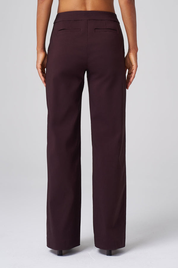 Signature Stretch Wilshire Pant in Black Cherry