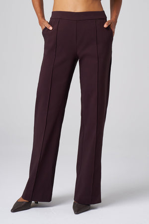 Signature Stretch Wilshire Pant in Black Cherry