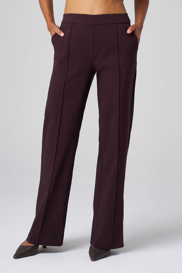 Signature Stretch Wilshire Pant in Black Cherry