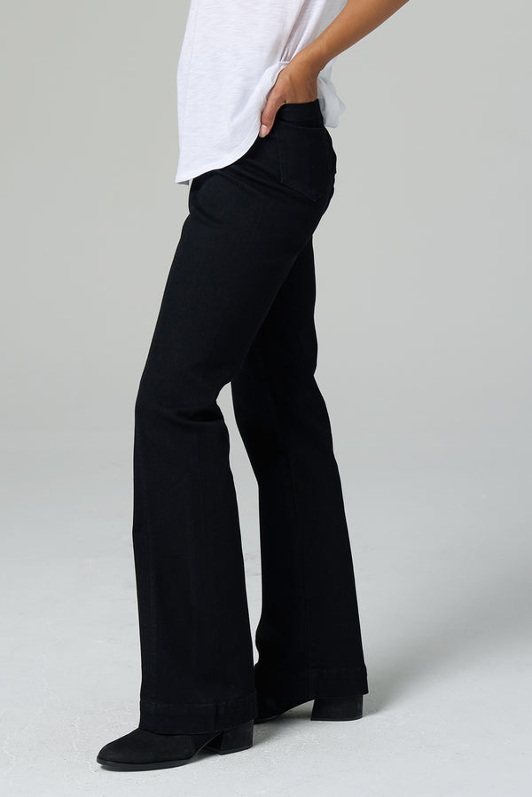 Bootcut Jean