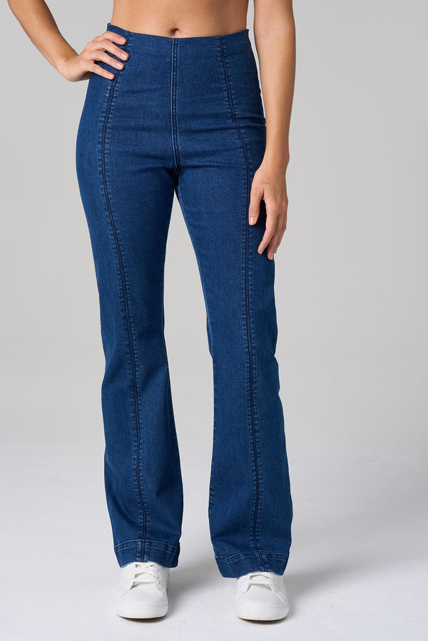 Bootcut Jean